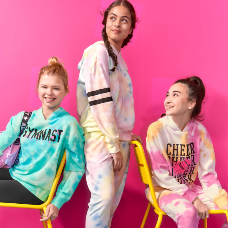 The evolution of teen casual clothing: a fusion of comfort, style and fashion